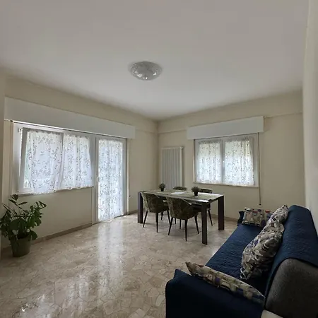 Alba Apartment *